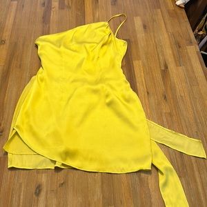 Gorgeous Champagne yellow Lovers & Friends small cocktail dress tags never worn.